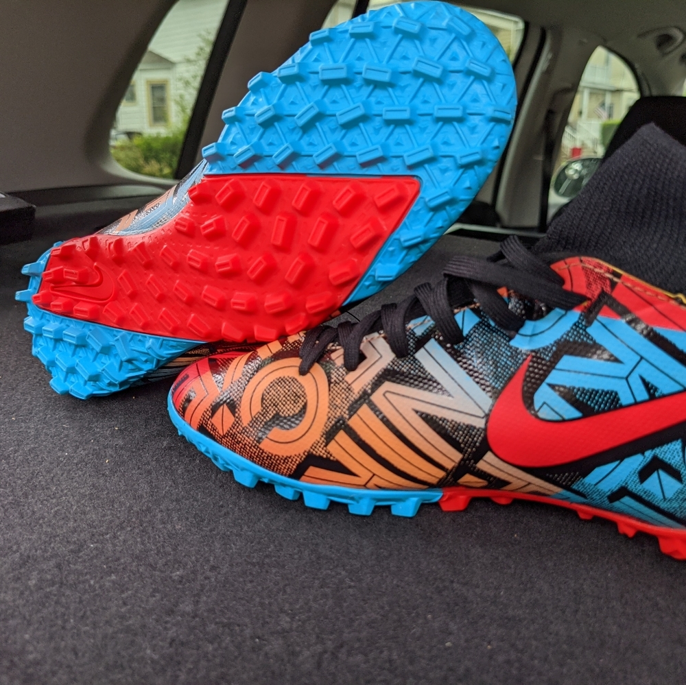 Nike FC - Picture 3 of 7